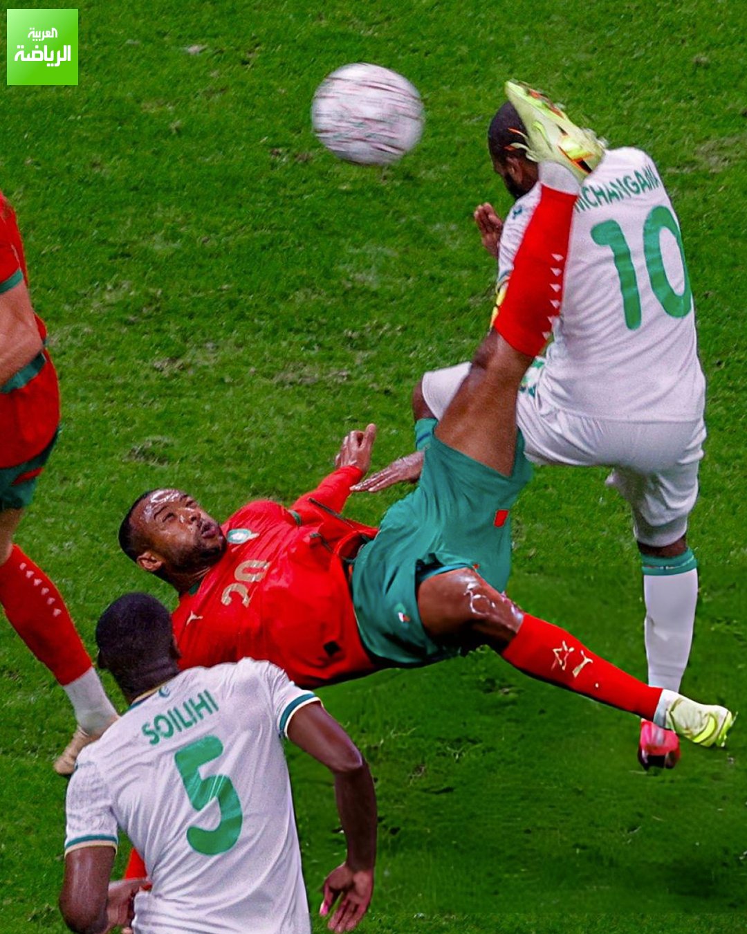 خلفية أيوب الكعبي الرائعة بأكثر من زاوية 