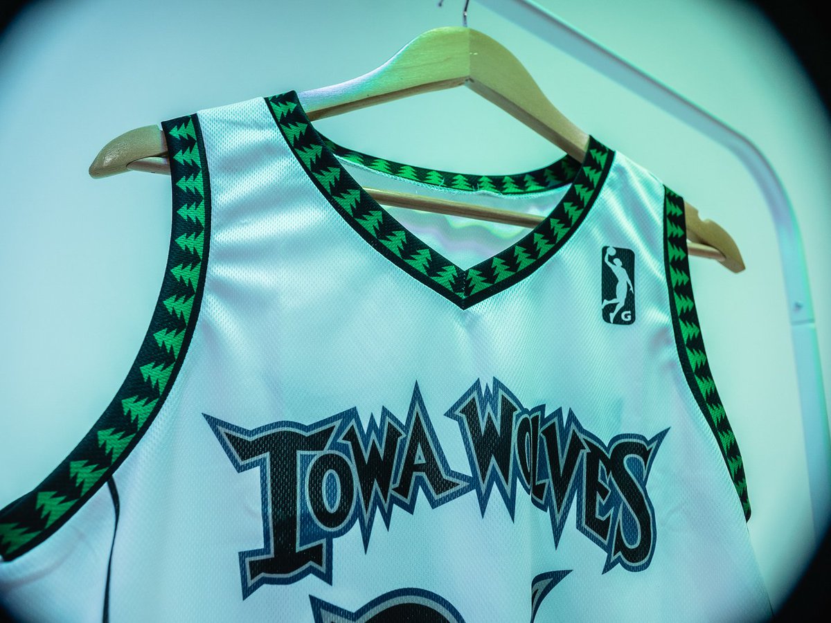 Iowa Wolves tweet media