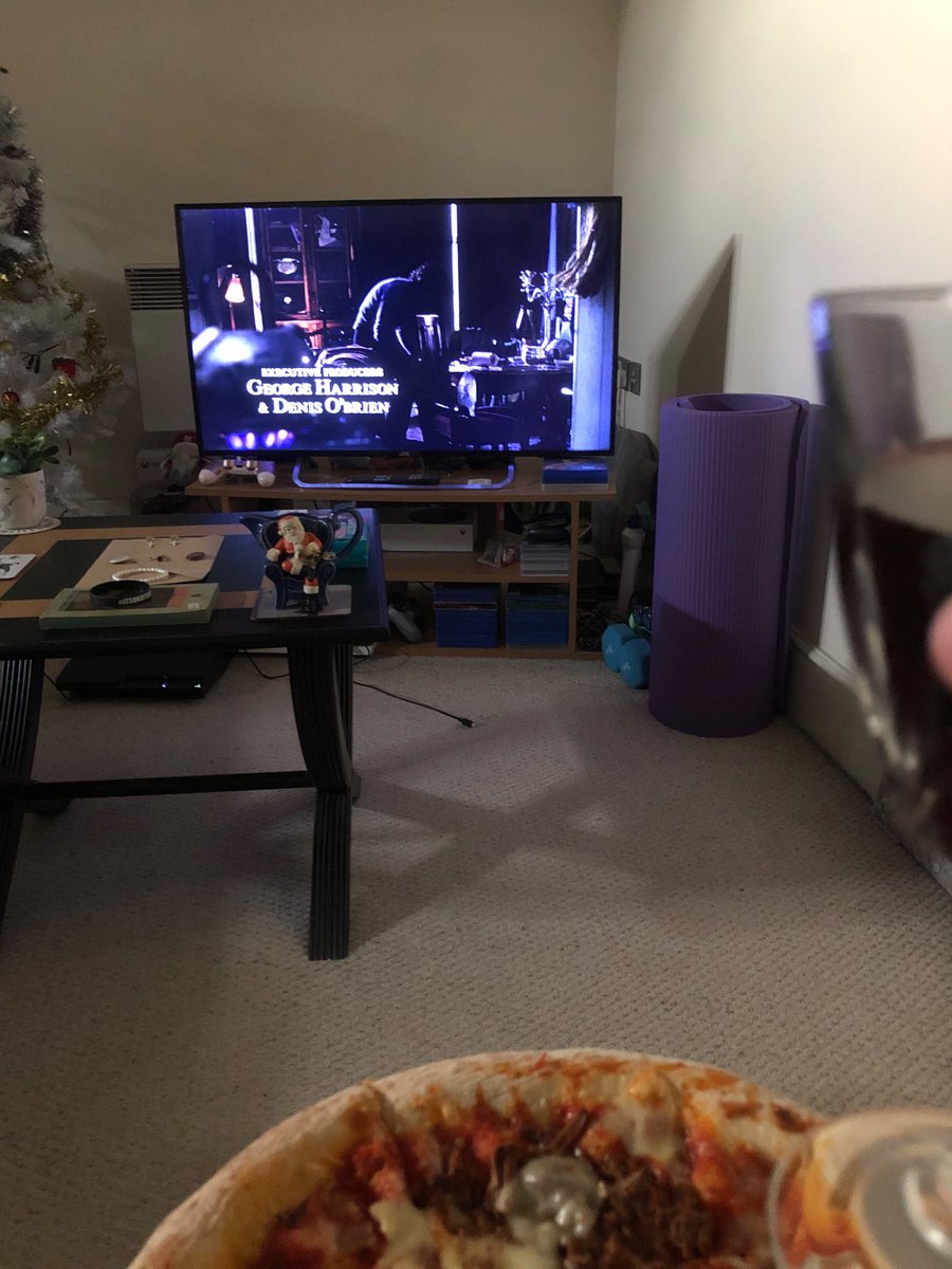 LorenzoPShort's tweet photo. It’s fine to have pizza and wine for lunch whilst I watch Withnail and I during Christmastime, right? https://t.co/1UwVIFxZjT