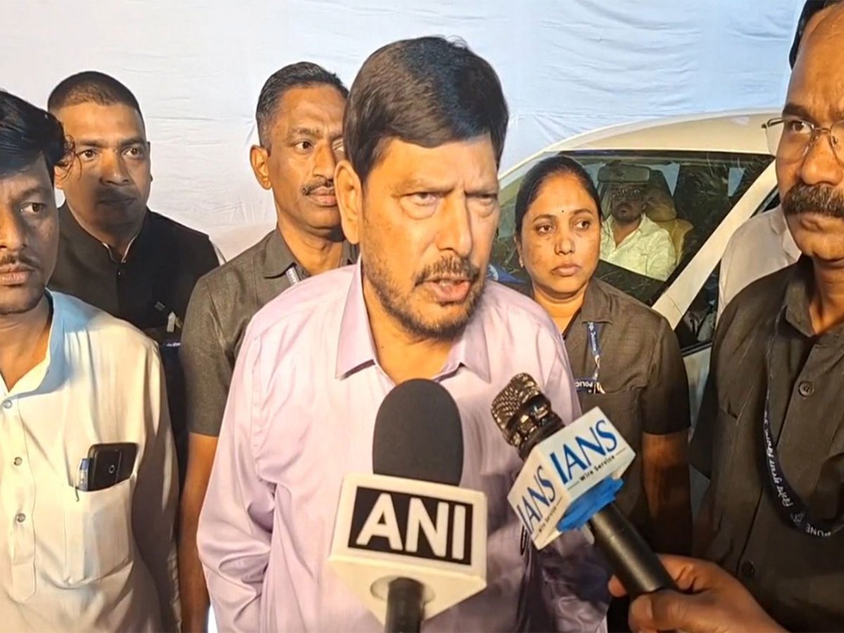 ani_digital's tweet photo. "Mahayuti has achieved great success:" Union Minister Ramdas Athawale on local body polls
Read @ANI story | https://t.co/ZNqjanUvCZ
#Mahayuti #Ramdas #Athawale #LocalBodyPolls https://t.co/VDxdZVmaFl