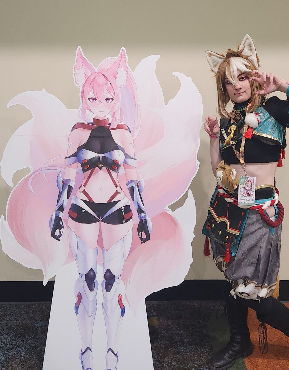 inkybyss's tweet image. Paycheck well spent.. all 235 dollars of it.. ramen for dinner.. let's hope my roommates enjoy the meicha-tree for Christmas lmfao