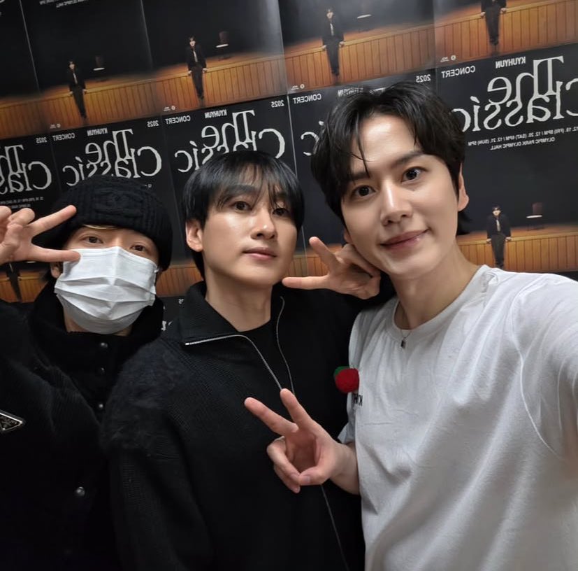 eunhyukietinee's tweet image. we love very supportive besties 🥺