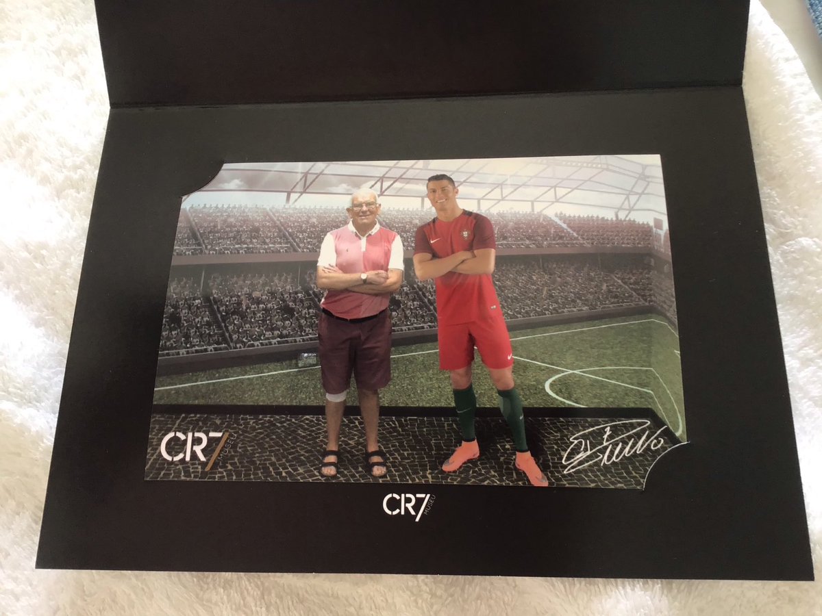 ⁦<a href="/GlennHutton6/">Glenn Hutton</a>⁩ the day I bumped into CR7