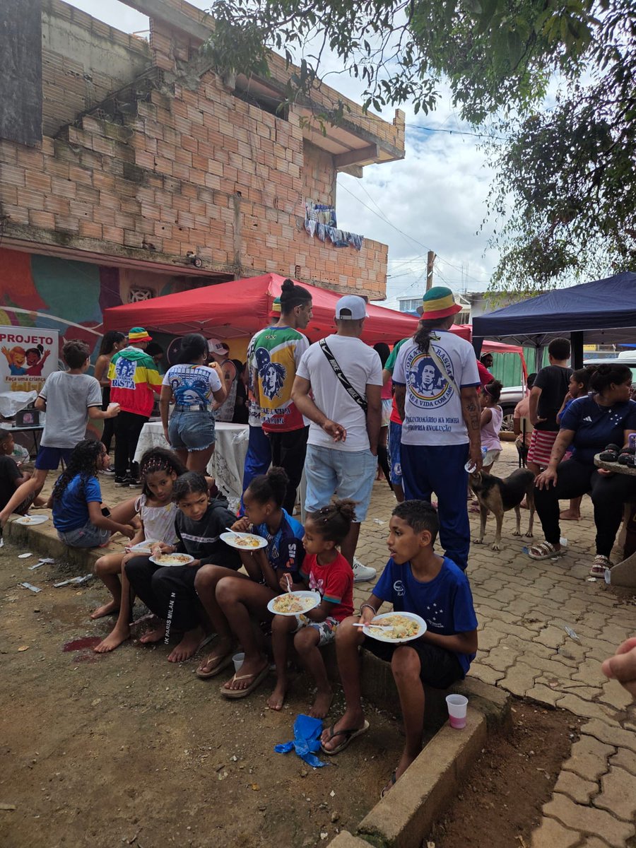Resistência Azul Popular tweet media