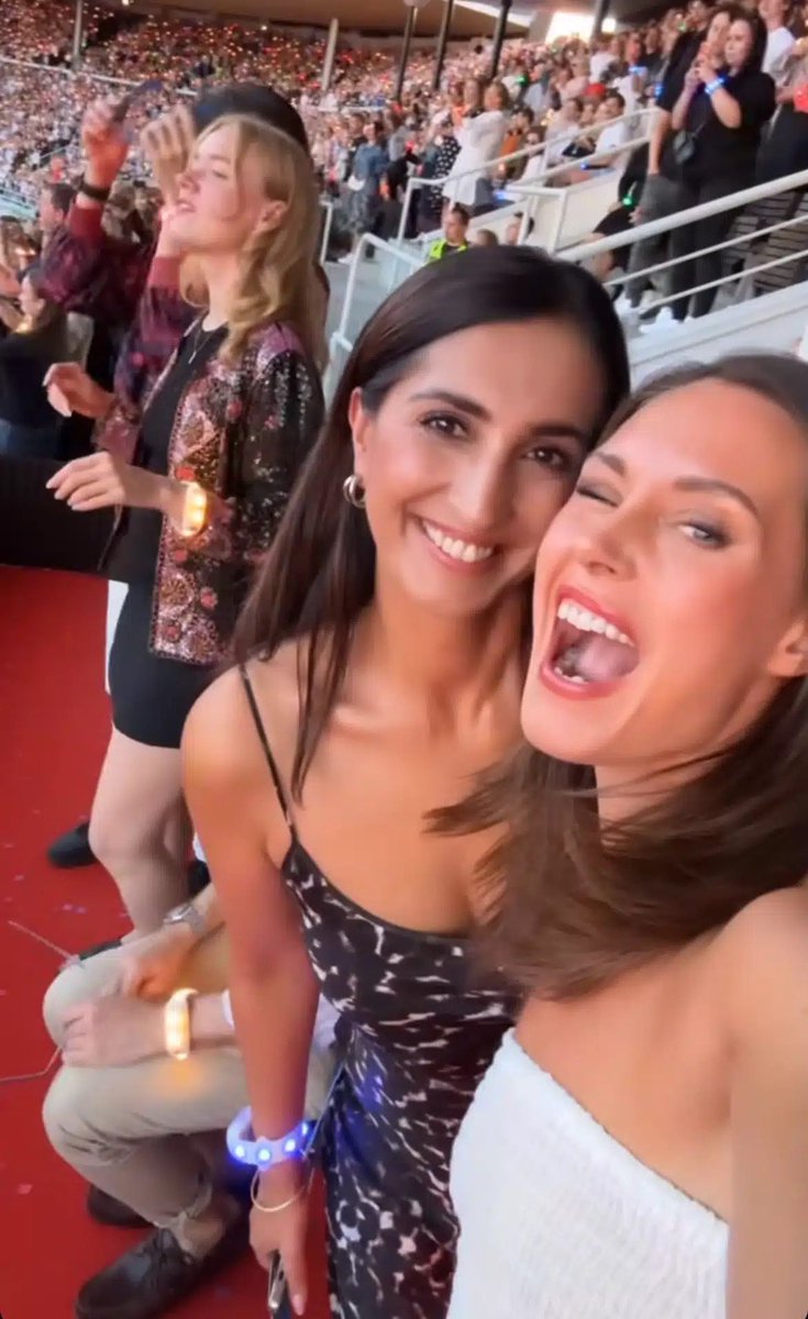 Nasima luulee olevansa Sanna Marin. Kun ei vaan ole, on muslimi ja koko ajan valittamassa.