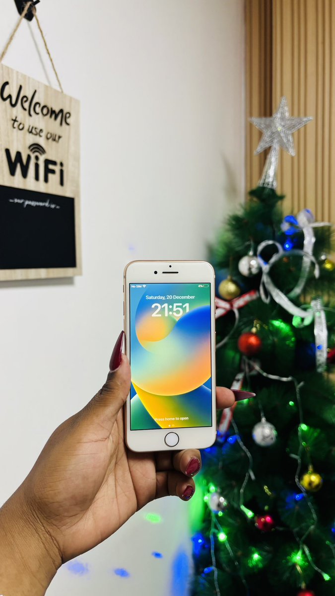 PhoneExpressKe's tweet photo. Original Unit ✅
iPhone 8
256GB
Color Code:Gold
Condition:Mint💧
Battery Health 100%
Glass Back🔥
Apple A11 Bionic
🫆Touch ID
🏷️Free Deluxe OG Screen Protector
🏷️Free Premium Silicone Case
🏷️Free Recommended IPhone Adapter + Cable
Delivery Countrywide 📦🚛
13,000ksh
Happy Shopping