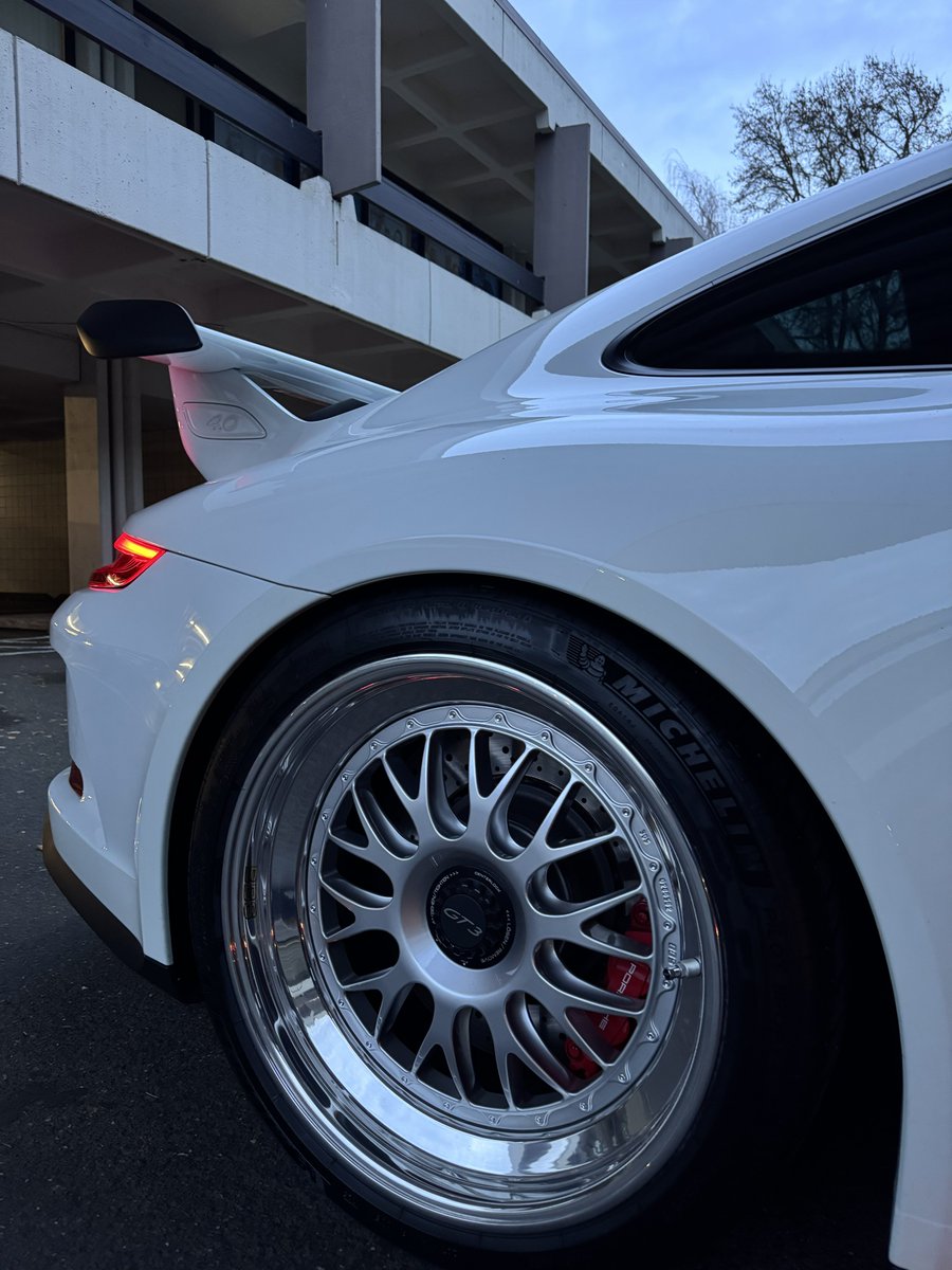 Ste3zymedia's tweet photo. 🏁#Gt3 https://t.co/MCbGhCW4aG