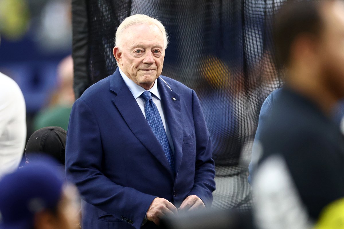 Jerry Jones on looming decision on DC Matt Eberflus' future with Cowboys:

"I might not couch it as difficult."