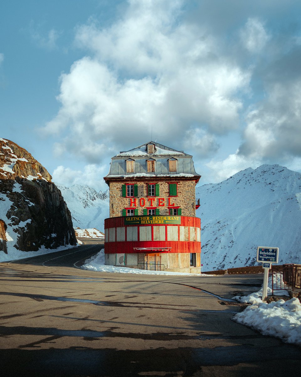 michaelboegl's tweet image. accidentally wes anderson