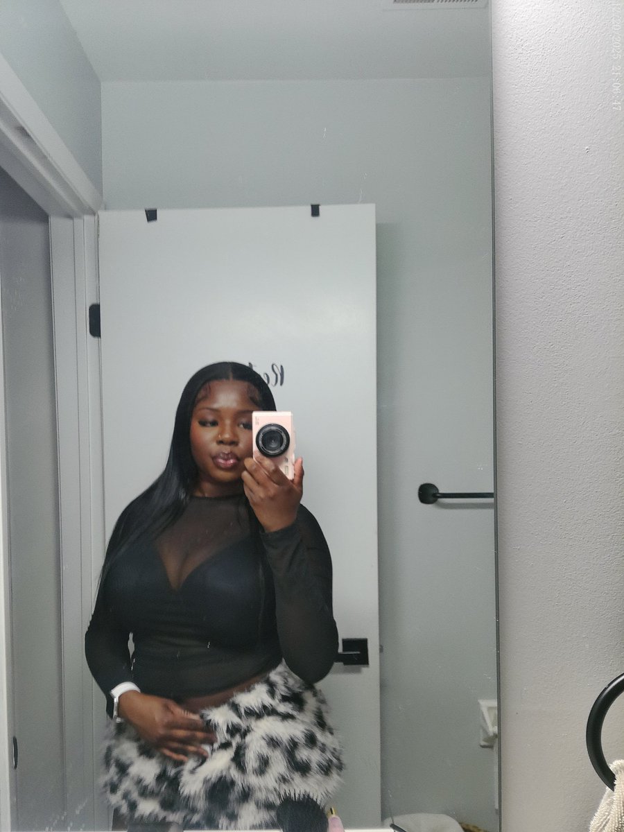 Abbyy🌺 tweet media