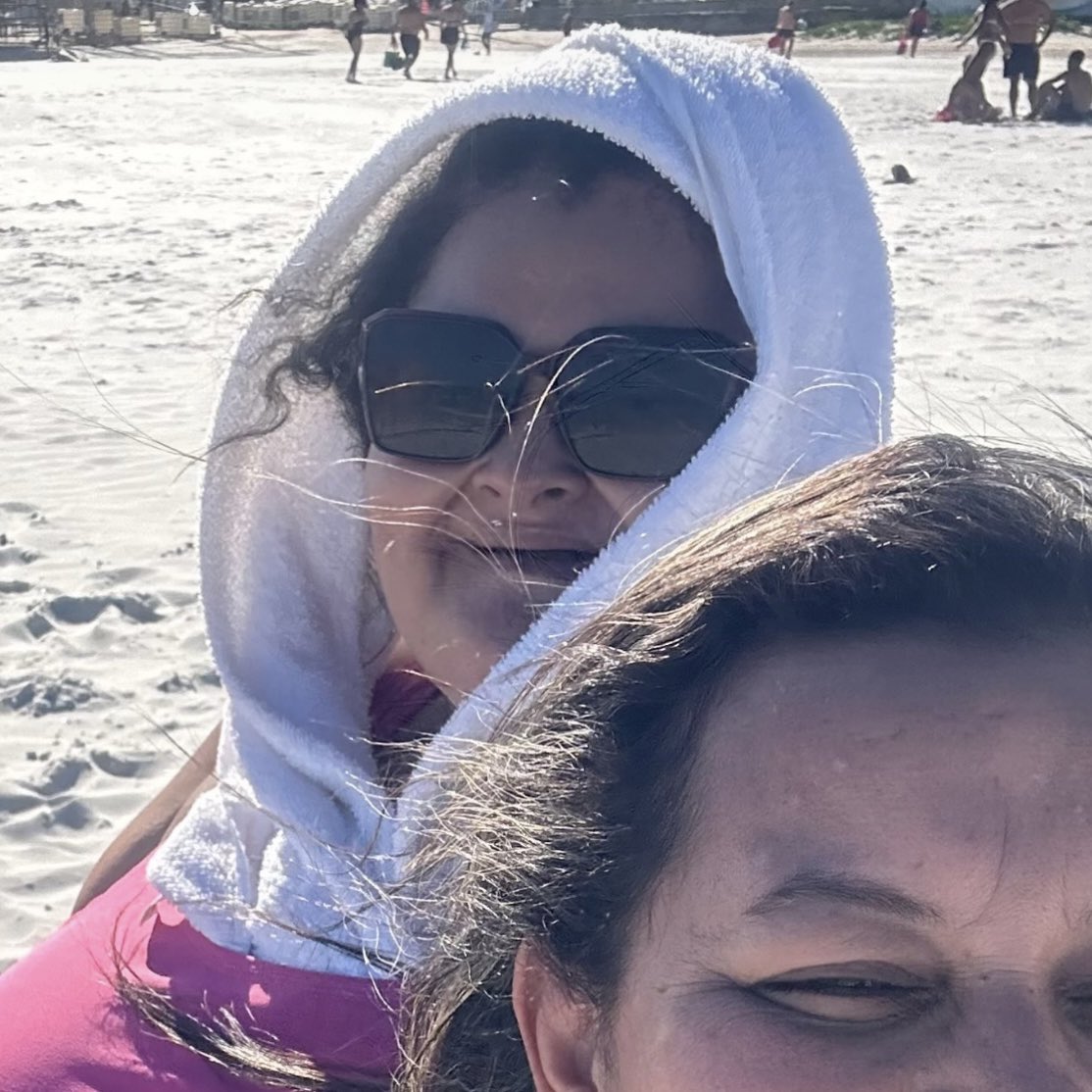 joaoaneles's tweet image. 15 celebs you didnt know were muslim