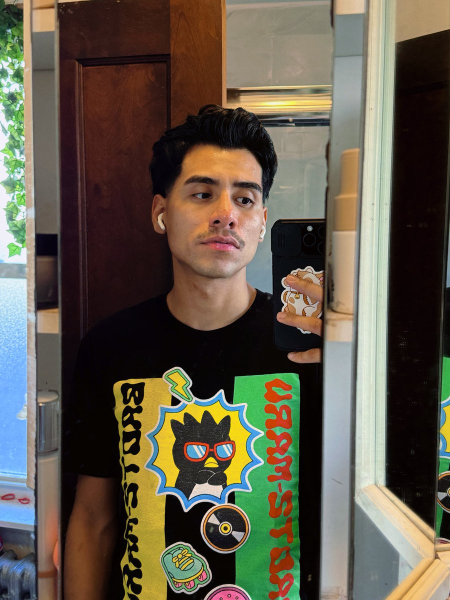 Fer06_'s tweet image. holaaaa ⚡︎