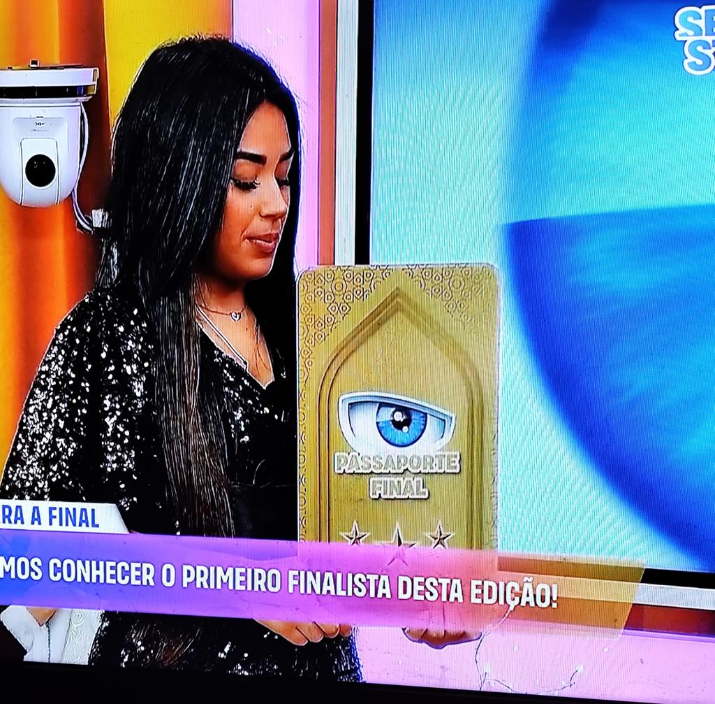 DeslandesJose's tweet photo. Nem a brincar. 🤮#sstvi https://t.co/X7TAiXWbGd