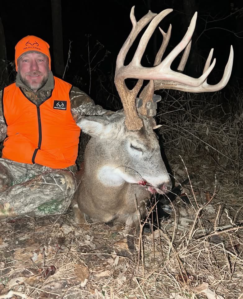 PHOutdoors1's tweet photo. Congrats to our buddy Jacob Landry on tagging an absolute stud Iowa buck at Kandiland 🦌💥
Great job Jacob!

#PHOutdoors #WhitetailFreaks #Kandiland #IowaWhitetails #DeerHunting #WhitetailNation #MidwestHunting #BigBucks #HuntingMemories #FriendsInTheField #PlantMoreTalkLess https://t.co/Ie2fswCQg0