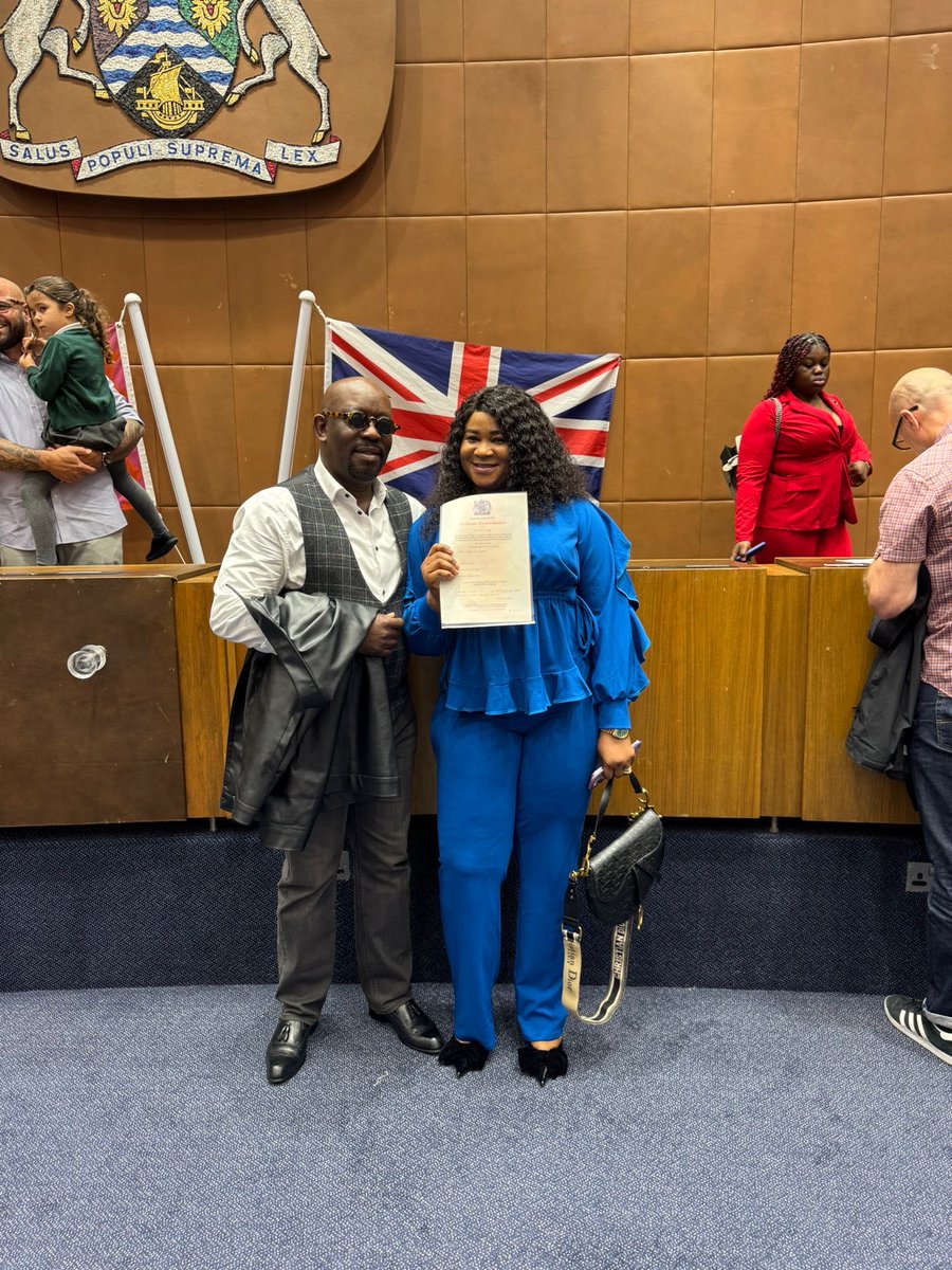Joyegli's tweet photo. Officially became a British citizen 🇬🇧 https://t.co/6Ou4kyCh5U