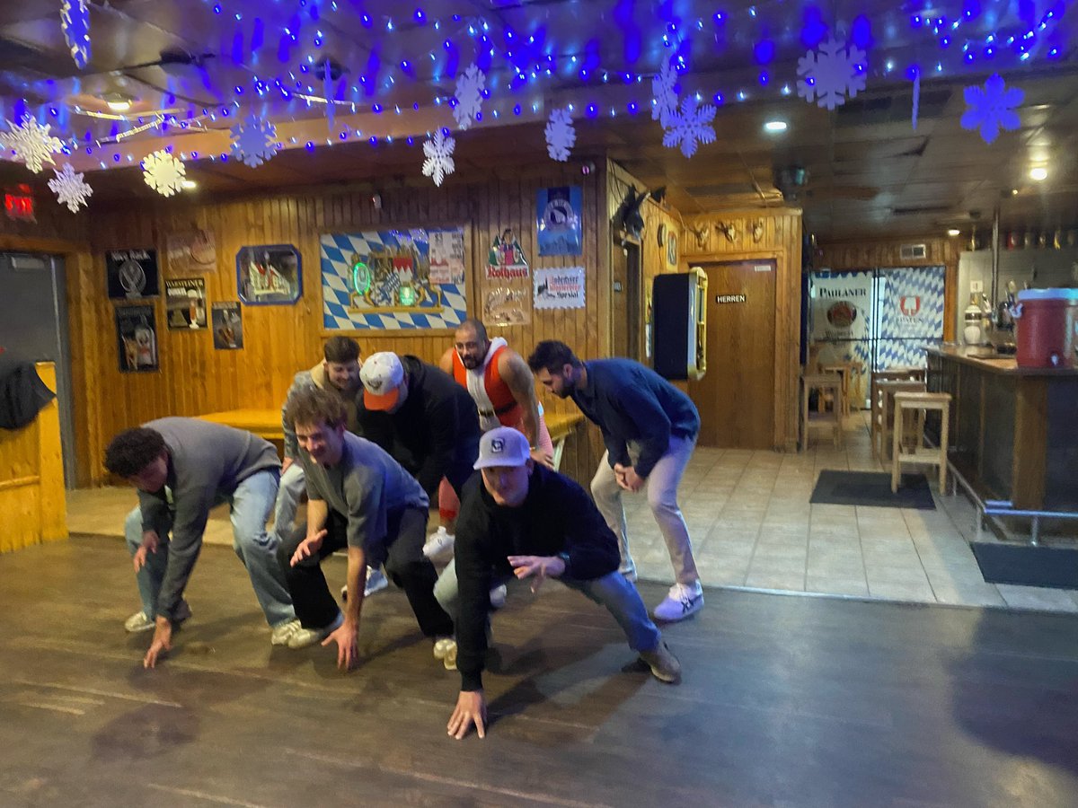 karenmotherof2's tweet image. QB kneel at last call #dudes