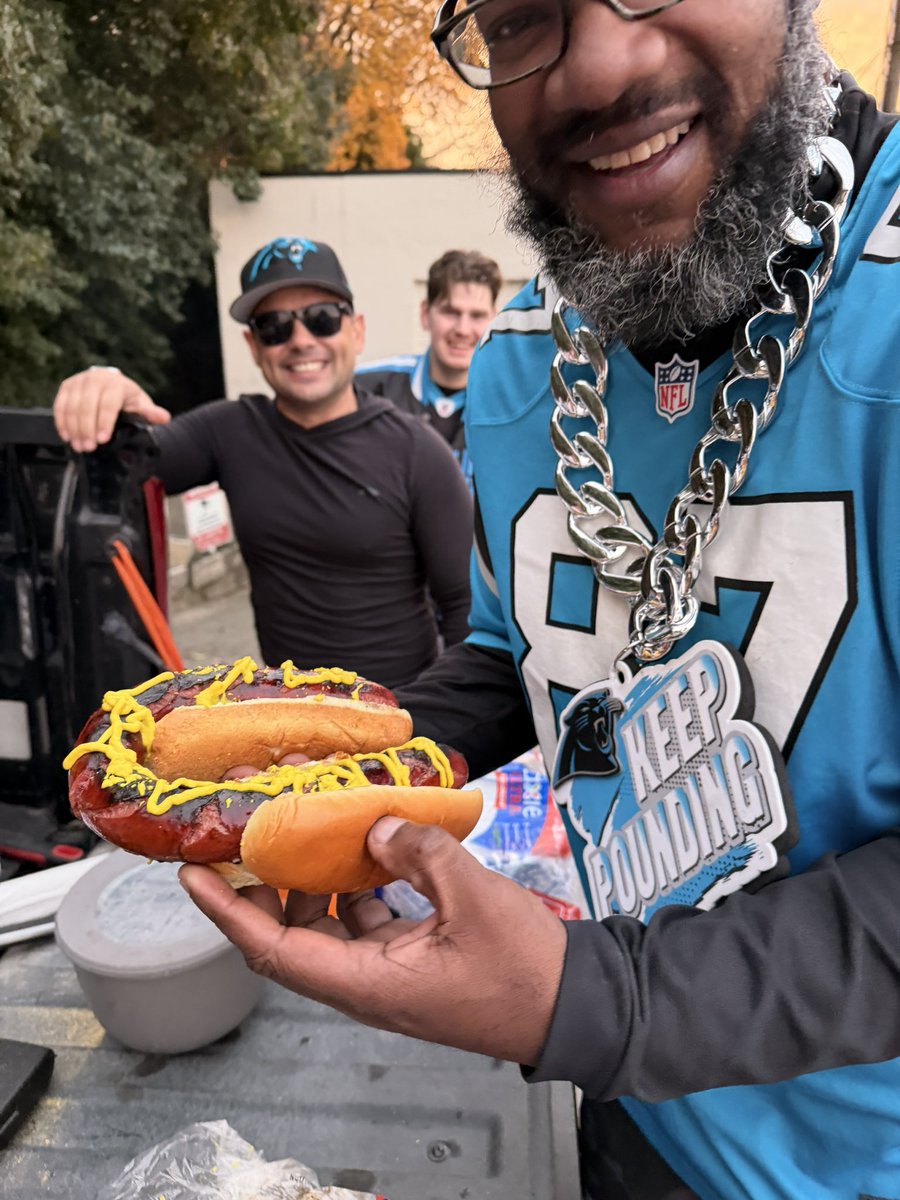 Illegal you turn!!! Lmao 🤣 I gotta stop betting!!! 🤣🤣🤣🤣 #KeepPounding