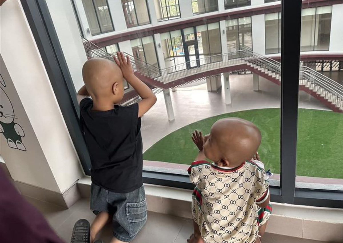 昨夜は情熱大陸視聴ありがとうございます。建物はお金がある人や組織ならば簡単につくれる。勝負は中身。とても個性的で未来型な病院を作っていこうと思っている。大人が考えた便利で機能的な子どもの病院ではなく、子どもたちをもっと強く意識し、彼らの意見を取り入れた世界観と環境を意識したエシカ