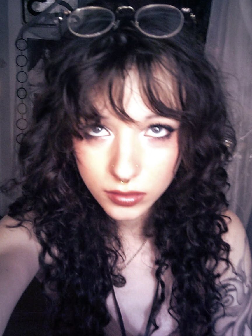 : 𝒮𝑒𝒾𝓇𝒶 : tweet media