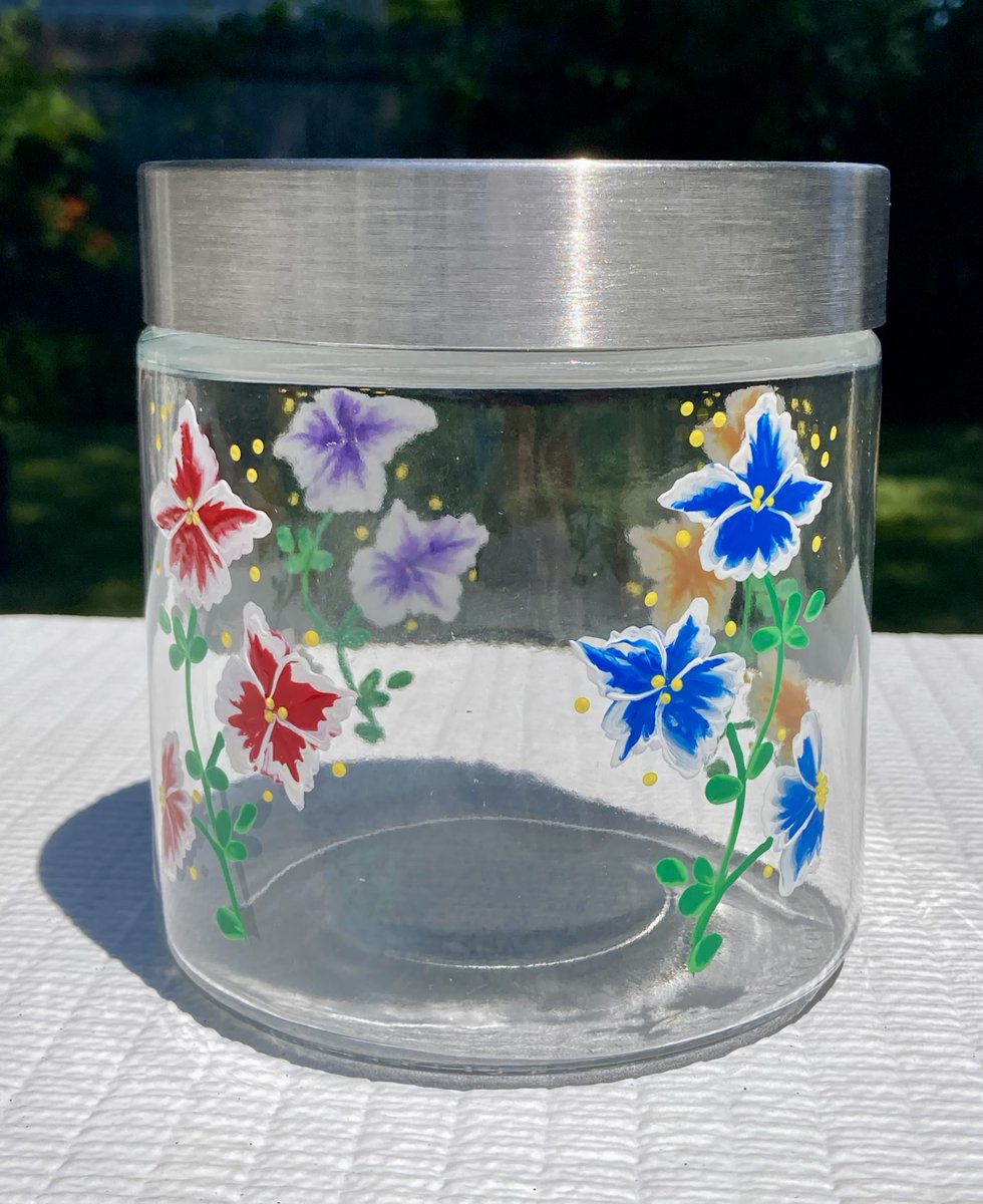 LPaintitpretty's tweet image. Checkout this hand painted canister etsy.com/listing/125434… #canister #cookiejar #kitchendecor #SMILEtt23 #etsy #Craftbizparty #ShamelessSelfpromoSunday