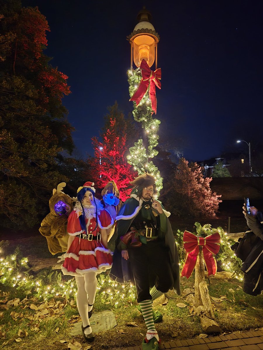 Goff Cosplay tweet media