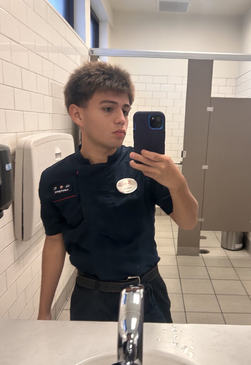 Mark 5’5 tweet media