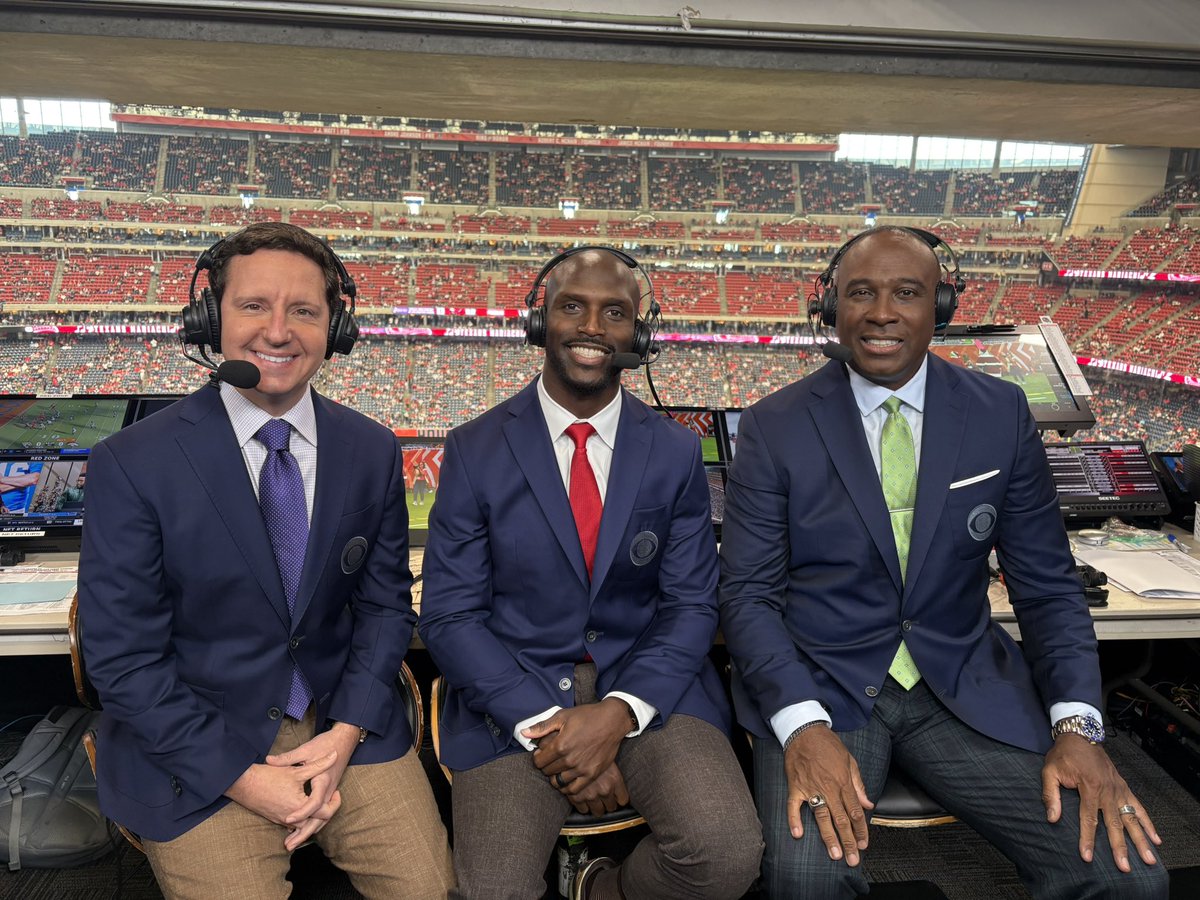 Coming out of “X” retirement to say this guy is calling his 200th <a href="/NFLonCBS/">NFL on CBS 🏈</a> game today! CJ and I are so proud you <a href="/AndrewCatalon/">Andrew Catalon</a>! 🏈 🙌🏻 👏🏻 ❤️