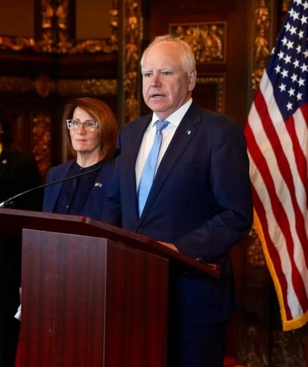 MAGAVoice's tweet image. BREAKING 🚨 Elon Musk just told his 230 Million followers that Tim Walz is GUILTY of hiding “Vast Fraud”

Throw Tim Walz in PRISON