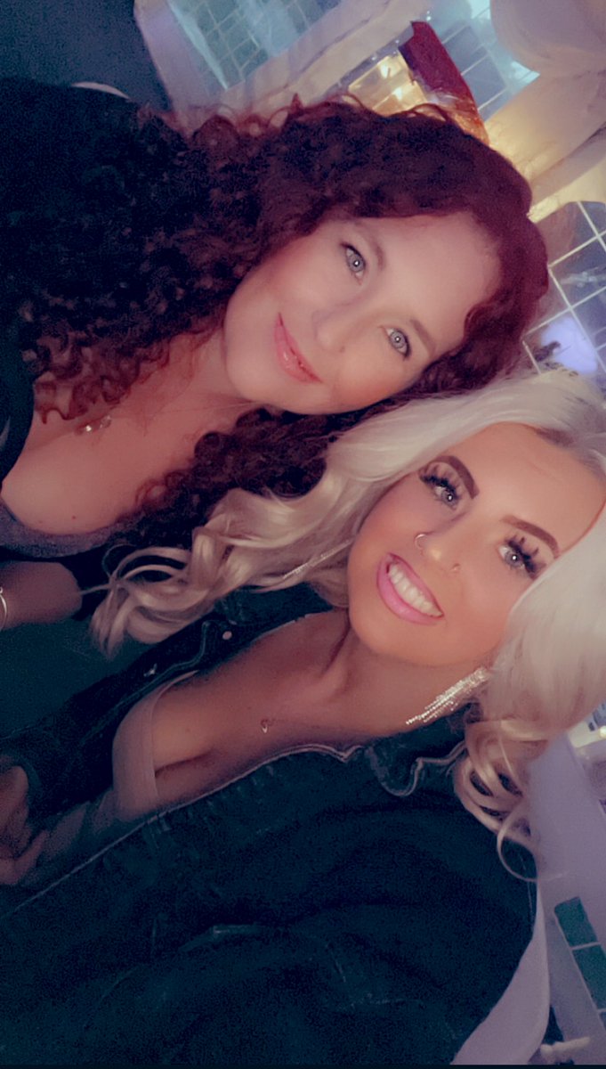Amanda tweet media