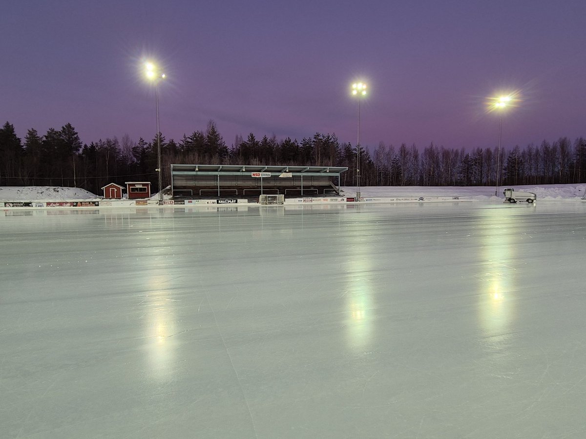 Match två mot Selånger gick till så här.....ungefär 👇

sargvakten.se/match-tva-mot-…