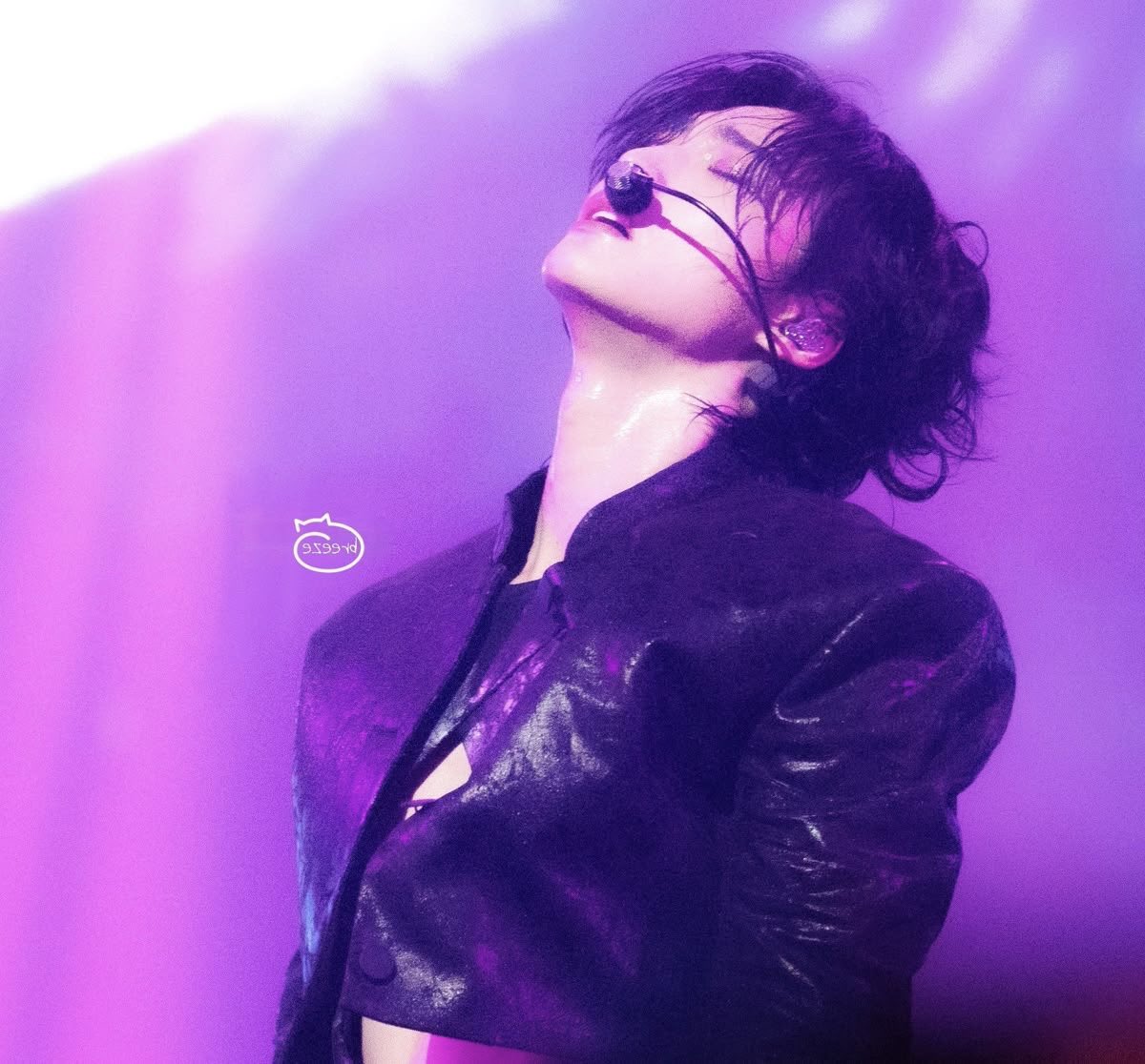 ATEEZ’s SEONGHWA is named by Genius Korea under ‘Best KPop Fashion of 2025’