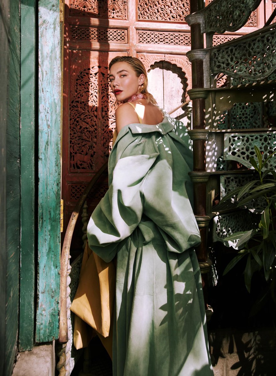 SeriesBrasil's tweet image. TOP GATAS DO ANO

61 • Florence Pugh
