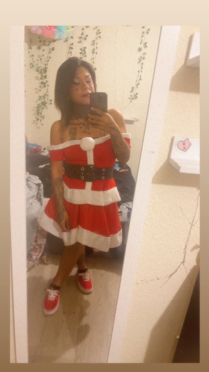 Seangelfly's tweet photo. #happyholidays https://t.co/razYDD2Vog