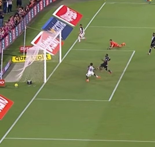 Snaihtniroccccc's tweet image. Todos os fantasmas exorcizados