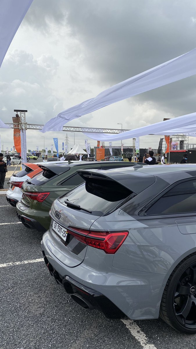 adamsgeorgem's tweet image. RS6 GT
4.0L twin-turbo V8 with 621 hp, 850 Nm torque.
0-100 km/h (0-62 mph) in 3.3 secs, optional 305 km/h top speed.
Only 660 units produced worldwide. There’s 3 in Ghana.
Final V8 Send-Off. Considered the ultimate, final high-performance variant of the C8 generation RS 6 Avant