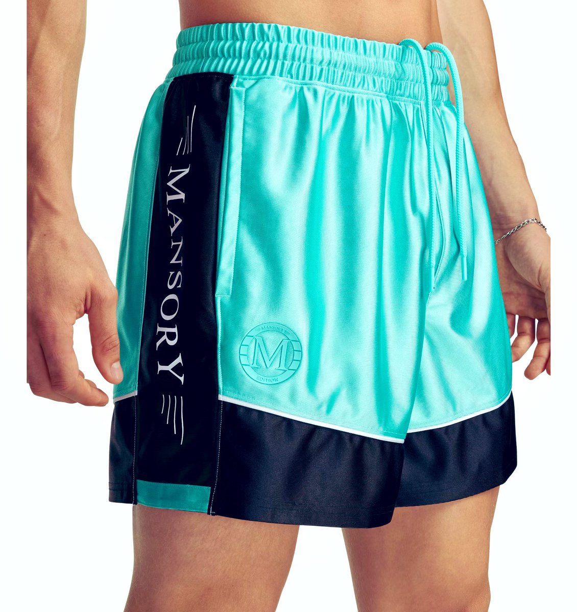 Had to order a pair of these. #dazzle #shiny #basketball #soccer #sportsgear #TeamPlayer
