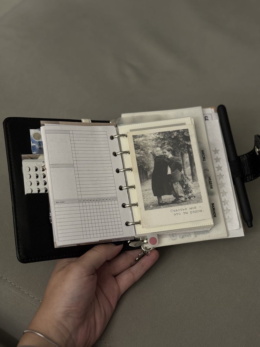 ipasmah's tweet image. الخطه الجديده ل 2026 ماراح اخليها بخاطري اصبرو عليه بس🙂‍↕️