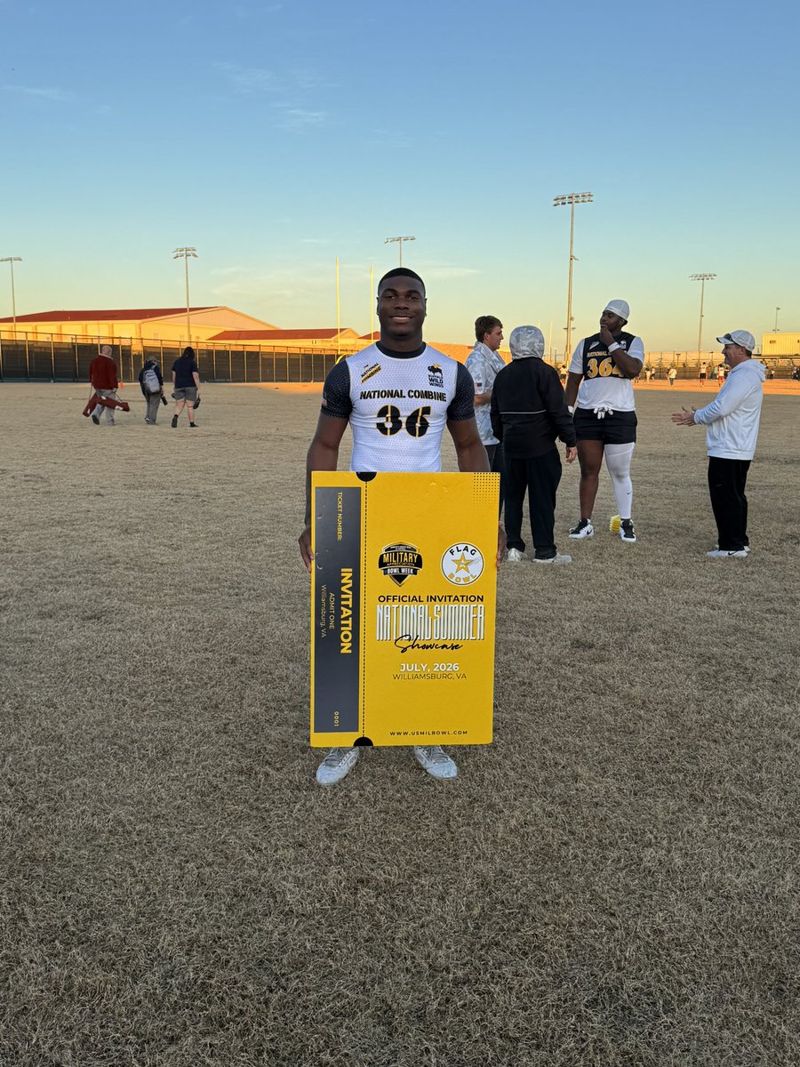 cfrobinson26's tweet image. Blessed to get pick for top performer at the @USArmyBowl @ArmyBowlCombine beyond blessed for the invite and giving me the opportunity to showcase my talent. 🙏🏾 @SouthPanolaFB @LetsGoICC_FB @CoachGleeton @COACH_BWAY @PShegog7_  just a kid from MS showing out in frisco Texas 💯‼️