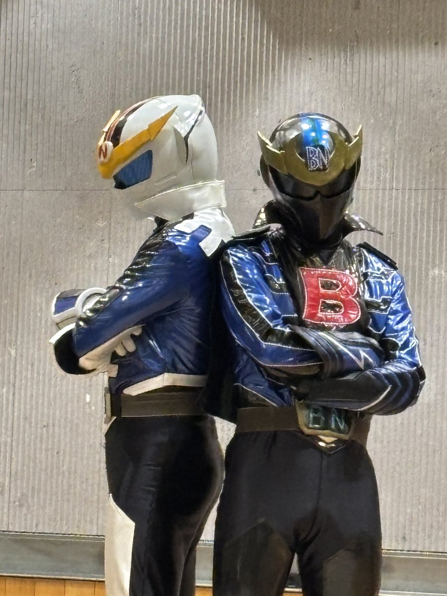 nyanzouchan's tweet photo. 今年のベスト・オブ怒涛週末!
燃え尽きてヘトヘトのヘロヘロ😵なのに…肌ツヤが⤴️⤴️⤴️😳✨
結局何が言いたいのかと言うと…
『推し活は⁽⁽٩(๑˃ᗨ˂)۶⁾⁾最高』です❣
#Raykay
#ナスライガー
#ナスライガーブラック
#訛之助
#ピリカラー https://t.co/M3EON2Szj1
