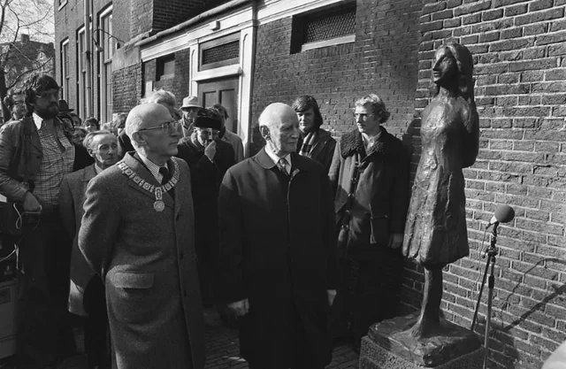 88-year-old Otto Frank (1889-1980) inaugurating the Statue of Anne Frank, Amsterdam 1977.