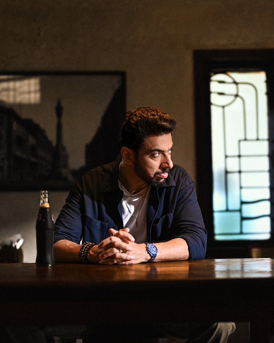 ranveerbrar's tweet image. Kya आपको bhi thand में icecream की craving hoti हैं??
.
.
.
#ranveerbrar #thandi #icecreams #sweettooth #wintercravings