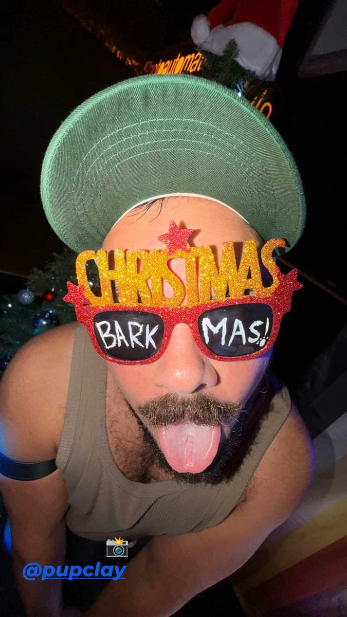 Am I as the kids say, a gooner? 

📸 - <a href="/sallum_/">Pup Clay</a>