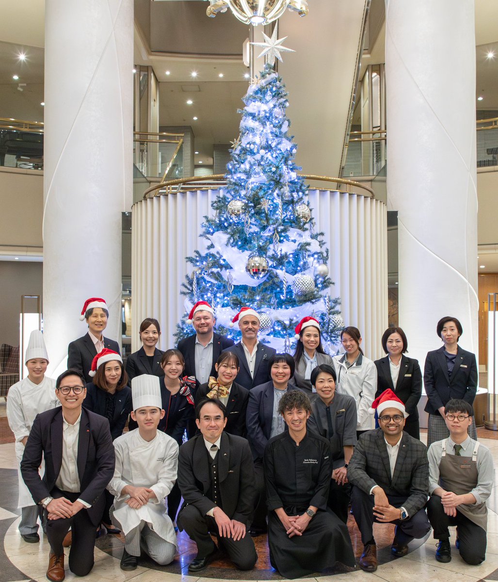 スイスホテル南海大阪より皆さまへ、メリークリスマス！
皆さまにとって、喜びとぬくもりに満ちた、心ときめく季節となりますように🎄

#ホテルクリスマス #大阪クリスマス #スイスホテル #スイスホテル南海大阪 #なんば #なんばホテル #快適に過ごす時 #スイスホスピタリティ