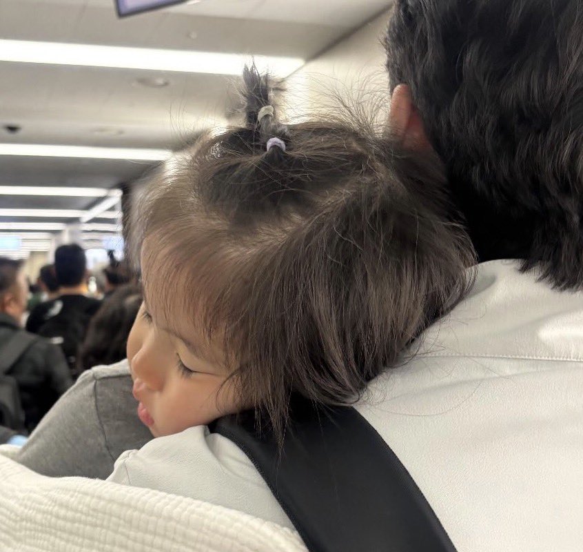 하솜이 볼 좀 봐 ㅁㅊ
완전뜨끈말랑모찌떡이잖아