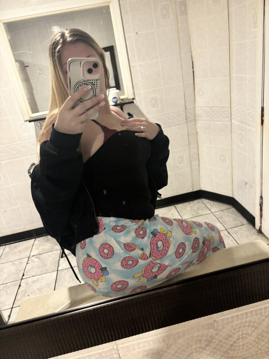 Kenziiii tweet media