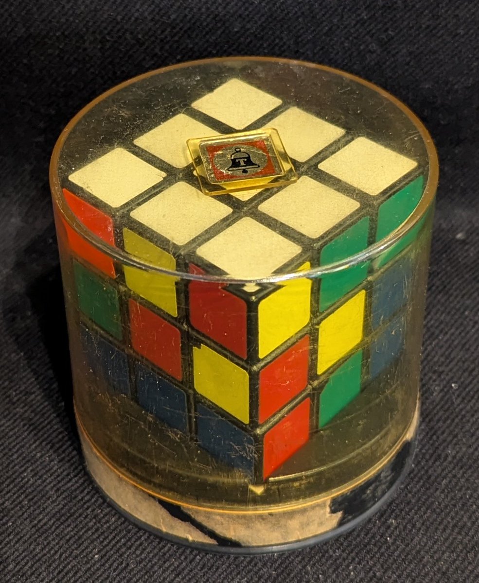 1983当時物ルービックキューブ オセロ選手権 10周年記念 カレンダー ツクダ 1983当時物ルービックキューブ オセロ選手権 10周年記念 カレンダー