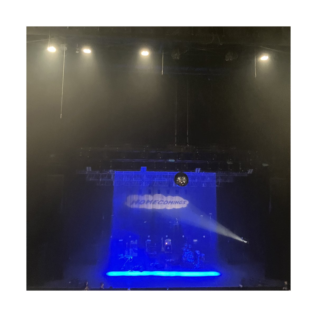 halikeda's tweet image. ありがとう！Homecomings @ EX THEATER ROPPONGI✨
少し前の曲も良かったです◎
帰ってからレコードを聴きました♪

#池田ハル #Homecomings #extheater