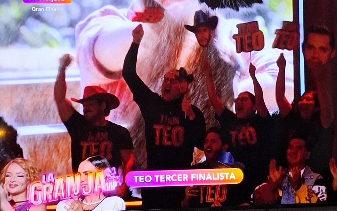 DiannheP's tweet photo. Que sepas que te amamos mucho
TEO GANADOR 
#TeoGanador #TeamTeo #BoTeo @CesarTeo @torpecillo_ https://t.co/l7nvTZEOhA