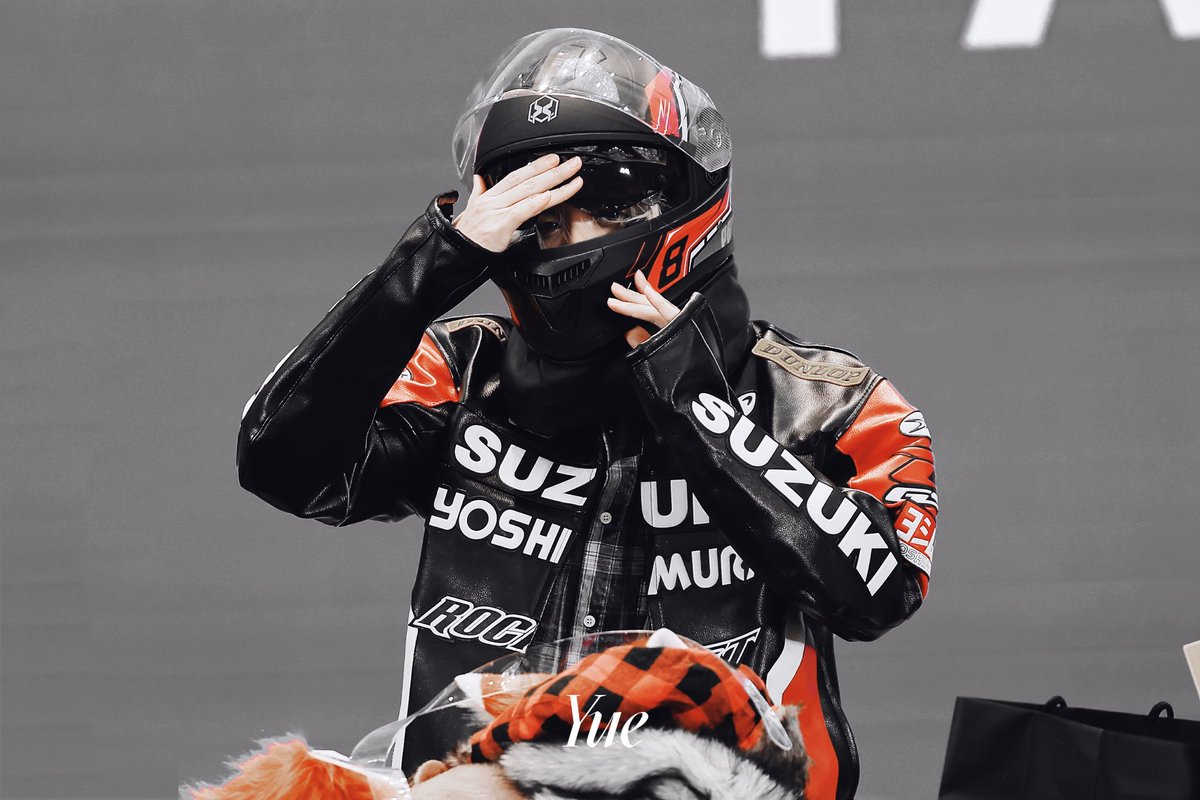 2025.12.20 Shanghai

#JIHOON #지훈 #ジフン 
#트레저 #treasure  #TREASURE