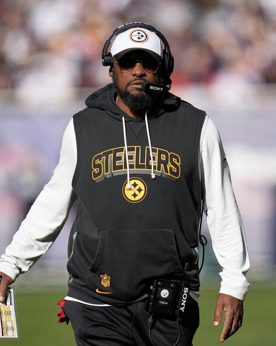 BleacherReport's tweet image. Mike Tomlin has secured another winning season 😤

19 straight seasons without a losing record 🔥